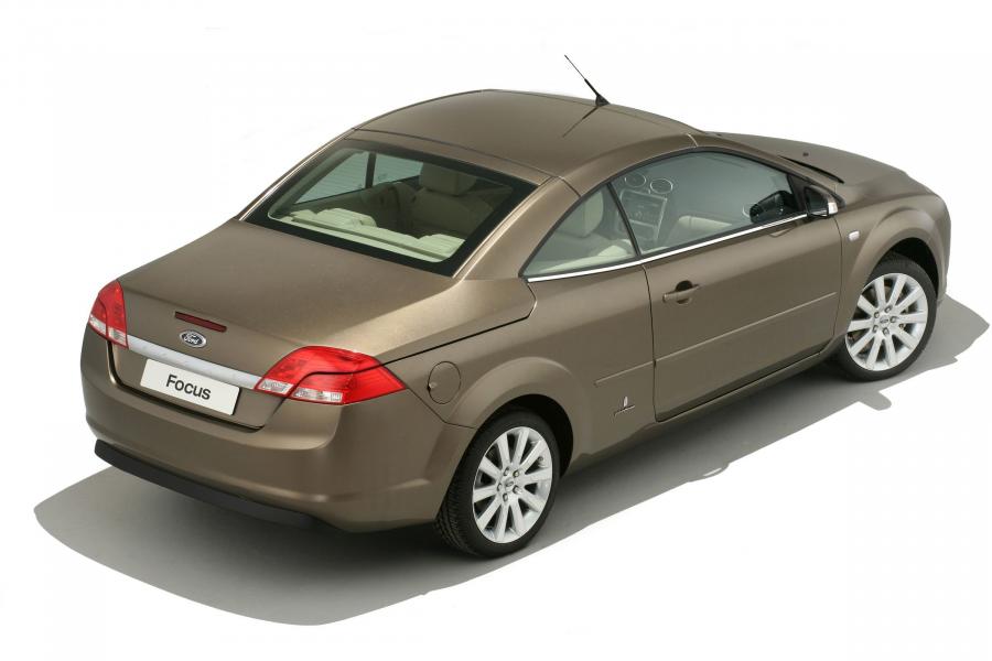  Ford Focus CC 2006 года  (фото 8 из 73)